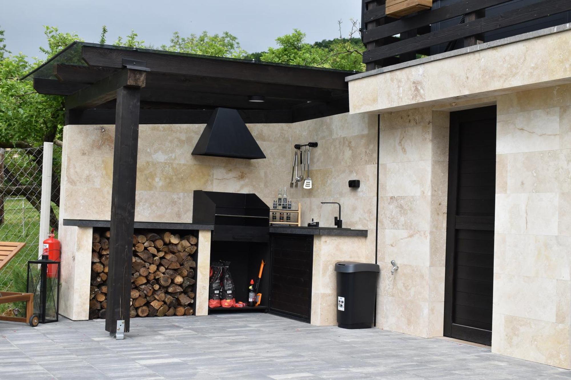 Woodpecker Villa Nagymaros Bagian luar foto